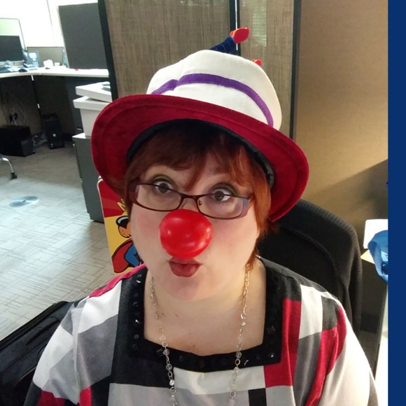 Meet your Posher, Amanda - Picture 5 of 5